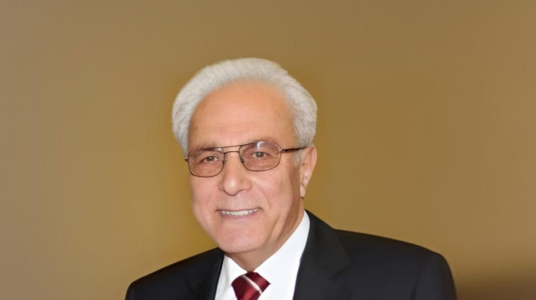 TSG Sonnenberg Abteilungsleiter in formeller Kleidung bei offiziellen Veranstaltungen.